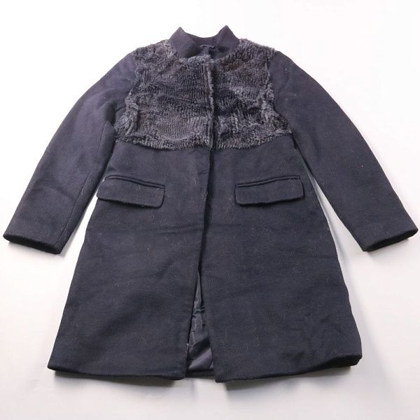 Пальто и плащи